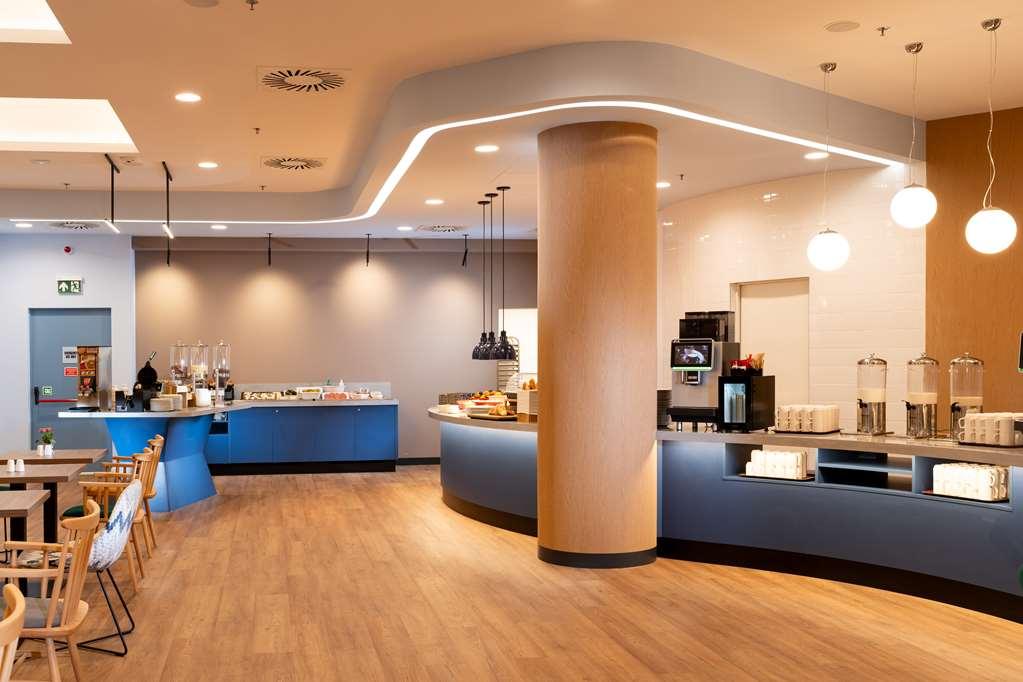 Hampton By Hilton Budapest City Centre Restaurant foto