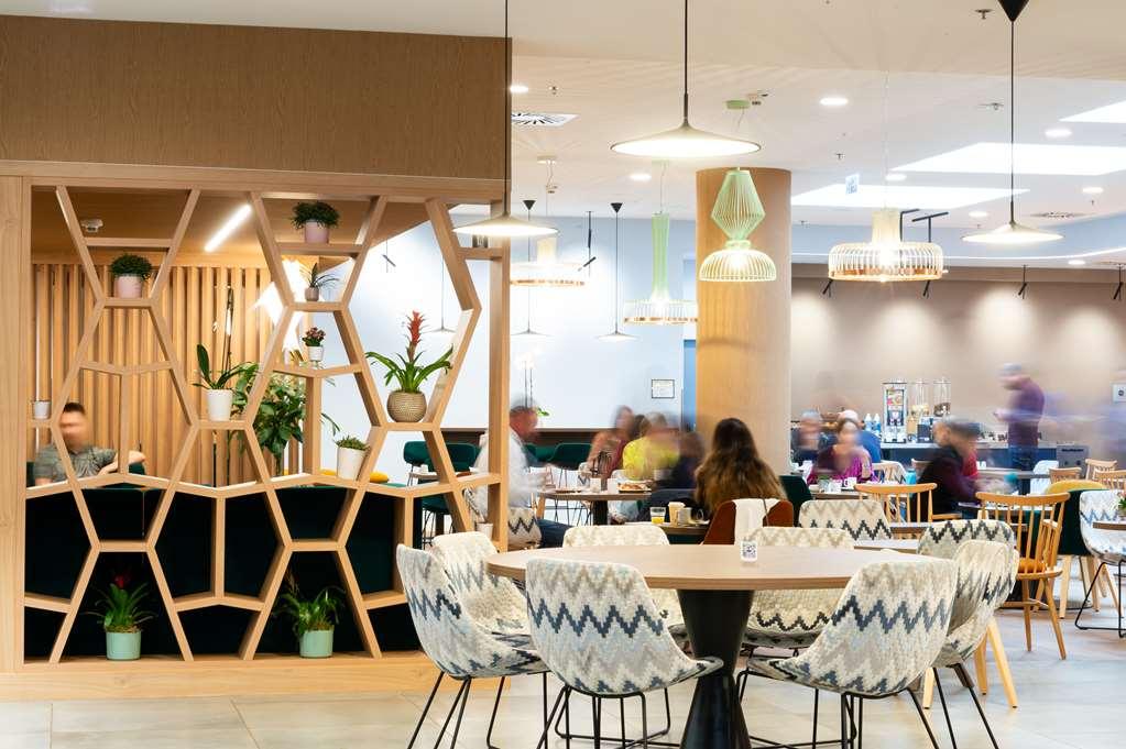 Hampton By Hilton Budapest City Centre Restaurant foto