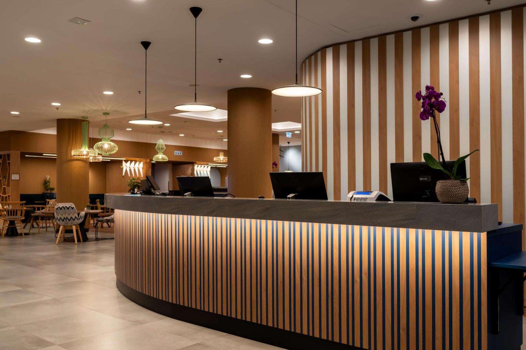 Hampton By Hilton Budapest City Centre Exterior foto